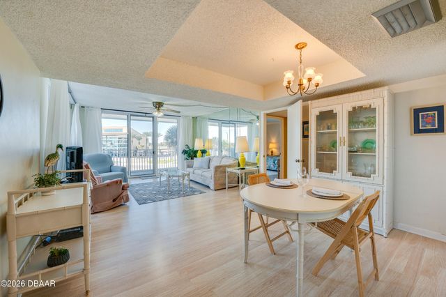 3047 S Atlantic Ave Apt 201, Daytona Beach, FL 32118