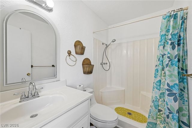 1400 Hialeah Drive B, Las Vegas, NV 89119