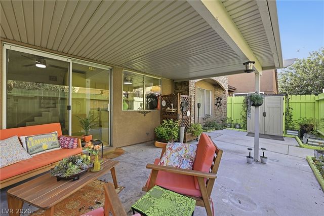 1400 Hialeah Drive B, Las Vegas, NV 89119