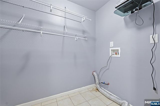 574 S 11th Street, Newark, NJ 07103