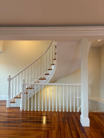 21-A Linden Ave 21-A, Somerville, MA 02143