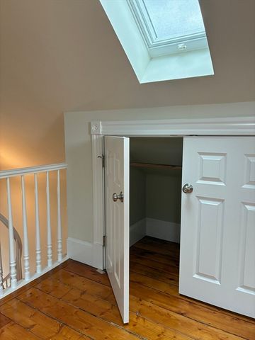 21-A Linden Ave 21-A, Somerville, MA 02143