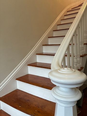 21-A Linden Ave 21-A, Somerville, MA 02143