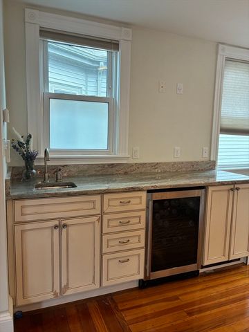 21-A Linden Ave 21-A, Somerville, MA 02143