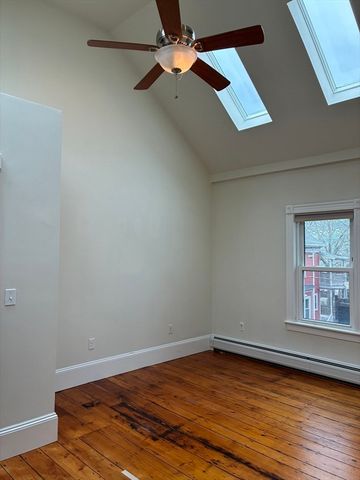 21-A Linden Ave 21-A, Somerville, MA 02143