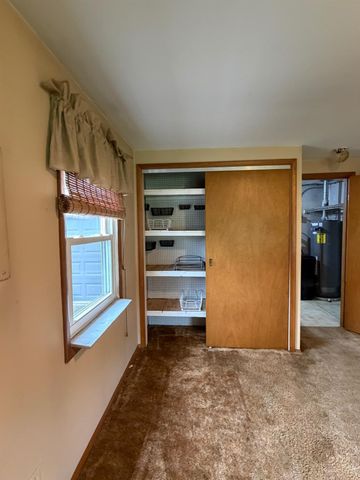 300 Maple Avenue, Carlisle, OH 45005
