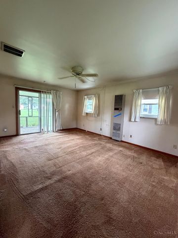 300 Maple Avenue, Carlisle, OH 45005