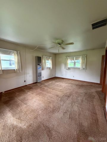 300 Maple Avenue, Carlisle, OH 45005