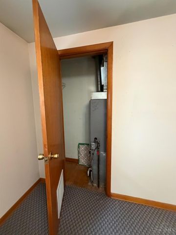 300 Maple Avenue, Carlisle, OH 45005