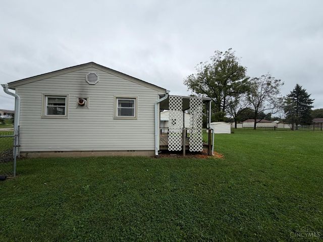 300 Maple Avenue, Carlisle, OH 45005