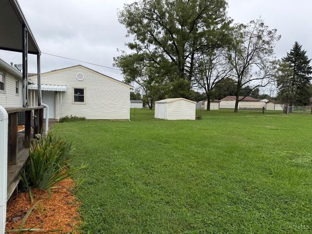 300 Maple Avenue, Carlisle, OH 45005