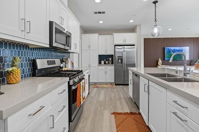 2002 Bluestone Circle, Chula Vista, CA 91913