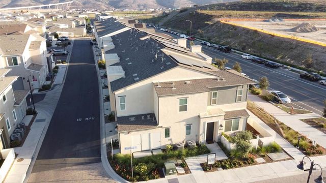 2002 Bluestone Circle, Chula Vista, CA 91913