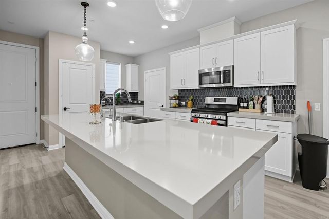 2002 Bluestone Circle, Chula Vista, CA 91913