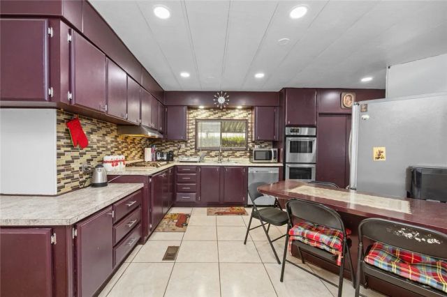 19127 Pioneer 9, Artesia, CA 90701
