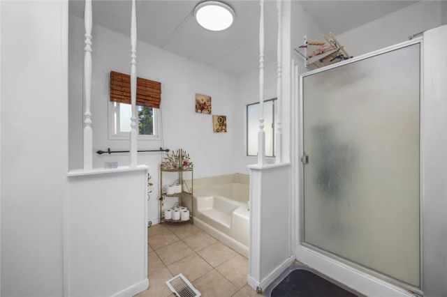 19127 Pioneer 9, Artesia, CA 90701