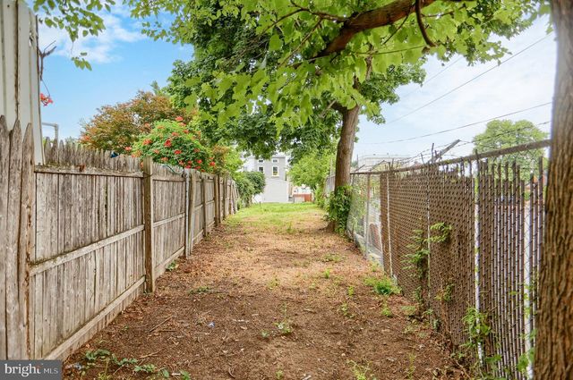 610 W MAIN ST, Norristown, PA 19401