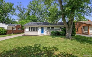 519 Essex Street, Clawson, MI 48017