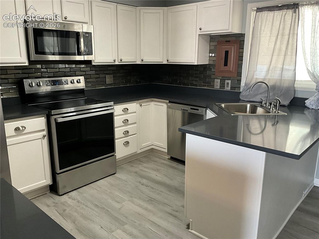 72 Hanson Lane, Pueblo, CO 81001 — photo 4