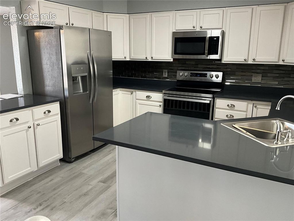 72 Hanson Lane, Pueblo, CO 81001 — photo 5