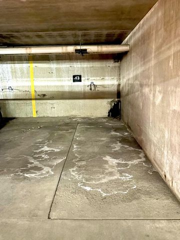 6710 Vernon Avenue S 307, Edina, MN 55436