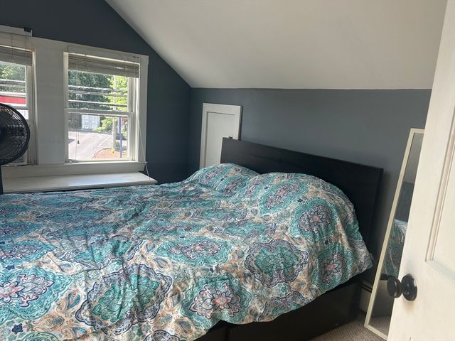 3020 Acushnet Avenue, New Bedford, MA 02745