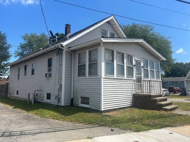 3020 Acushnet Avenue, New Bedford, MA 02745