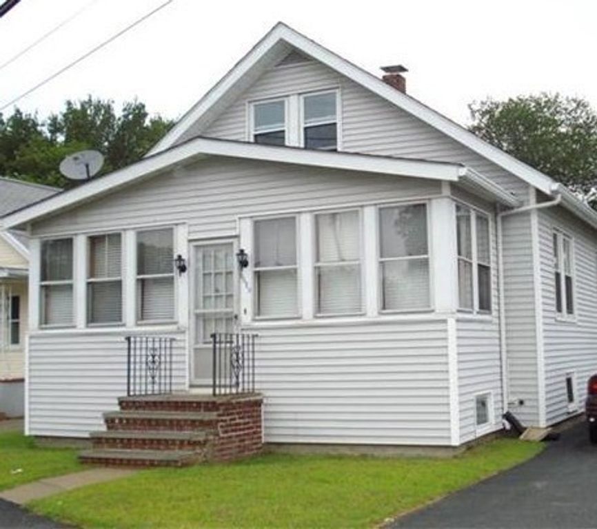 3020 Acushnet Avenue, New Bedford, MA 02745