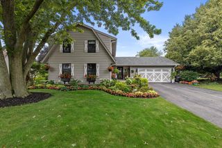 3450 E Elmwood DRIVE, Elmwood Park, WI 53405
