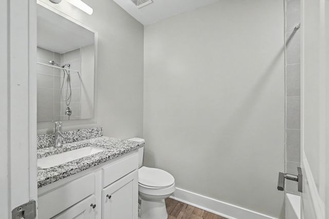 5026 Village Alley, North Charleston, SC 29405