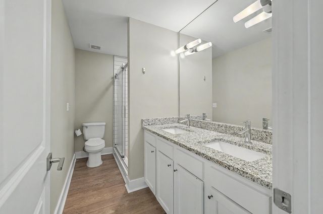5026 Village Alley, North Charleston, SC 29405