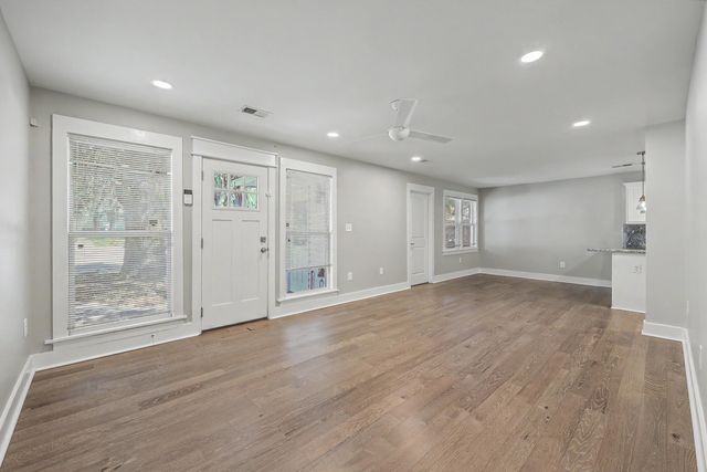 5026 Village Alley, North Charleston, SC 29405