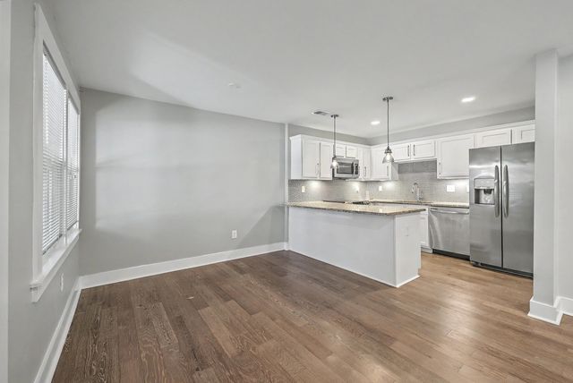 5026 Village Alley, North Charleston, SC 29405