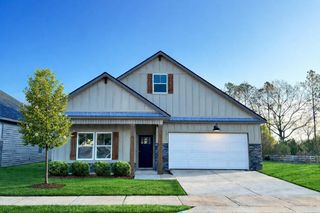 209 S Bend Avenue, Dothan, AL 36301