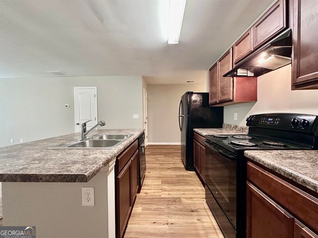 308 Reedell Way, Villa Rica, GA 30180