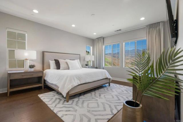 1832 Aliso Canyon Dr, Lake Forest, CA 92610
