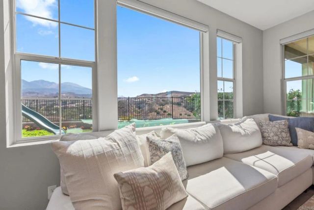 1832 Aliso Canyon Dr, Lake Forest, CA 92610