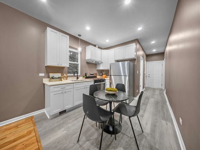 1232 S 51st Avenue, Cicero, IL 60804