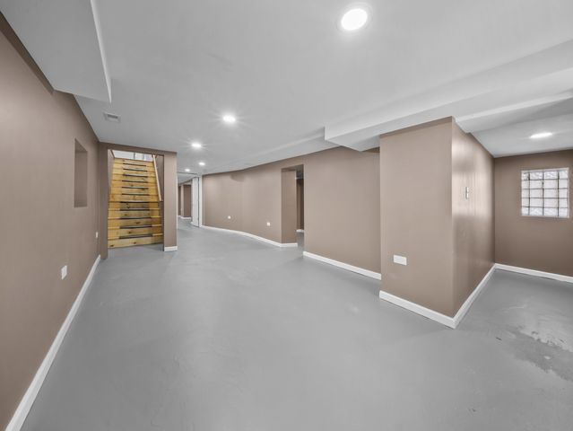 1232 S 51st Avenue, Cicero, IL 60804