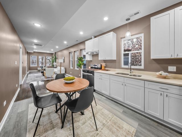 1232 S 51st Avenue, Cicero, IL 60804