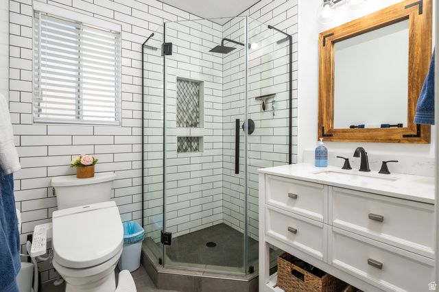 1170 E 750 S, Layton, UT 84041