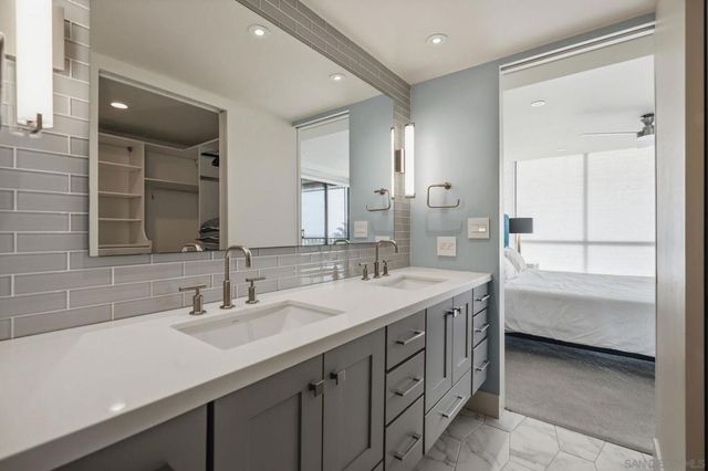 2500 Torrey Pines Rd 403, La Jolla, CA 92037