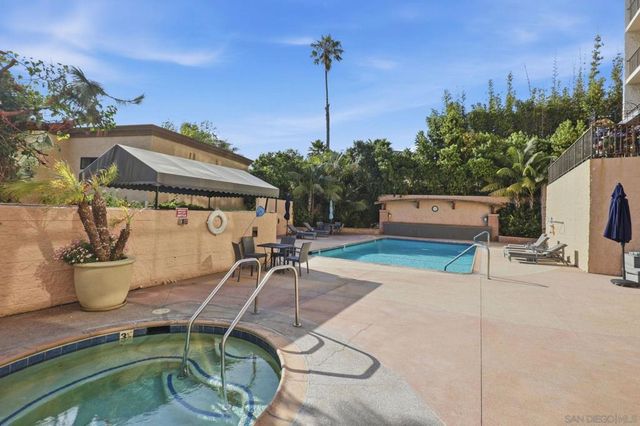 2500 Torrey Pines Rd 403, La Jolla, CA 92037