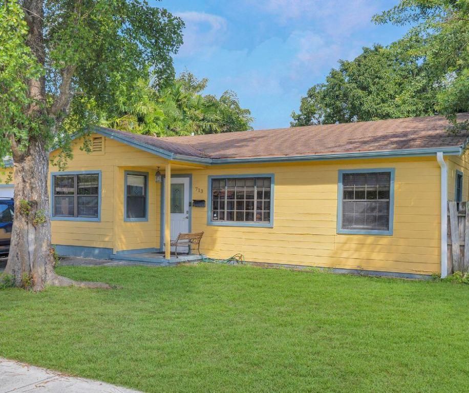 713 NE 35th Street, Oakland Park, FL 33334