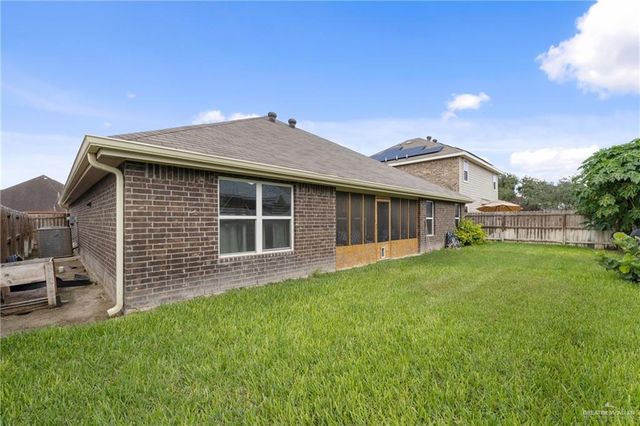 2104 Tomatillo Drive, Weslaco, TX 78596
