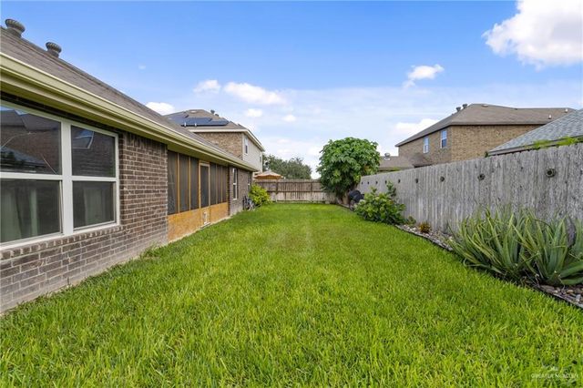 2104 Tomatillo Drive, Weslaco, TX 78596