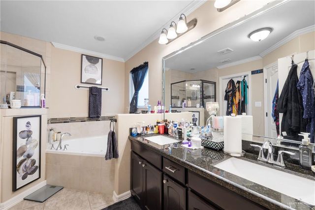 2104 Tomatillo Drive, Weslaco, TX 78596