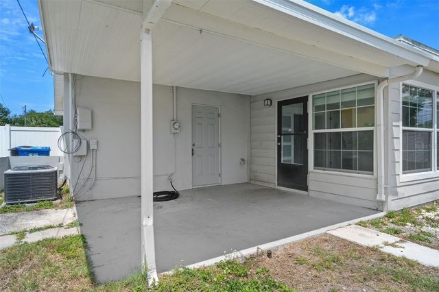 5690 6TH STREET S, St Petersburg, FL 33705