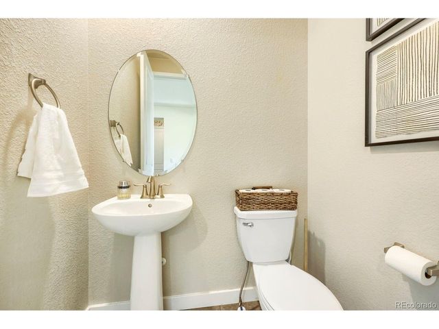 7843 Fraser River Cir, Littleton, CO 80125