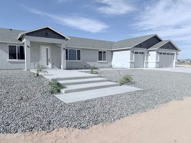 37608 W San Juan Avenue, Tonopah, AZ 85354